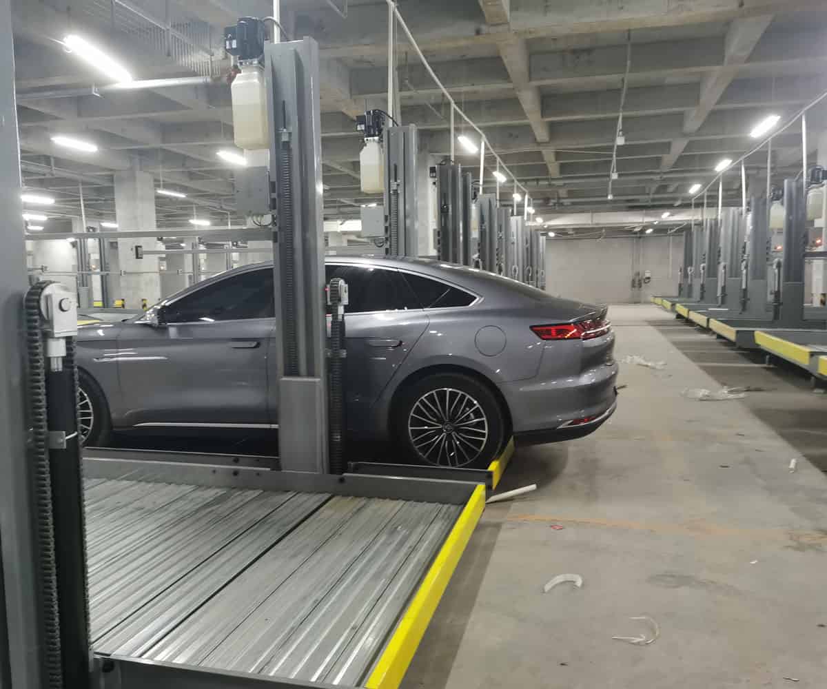 小區兩柱升降式停車寶